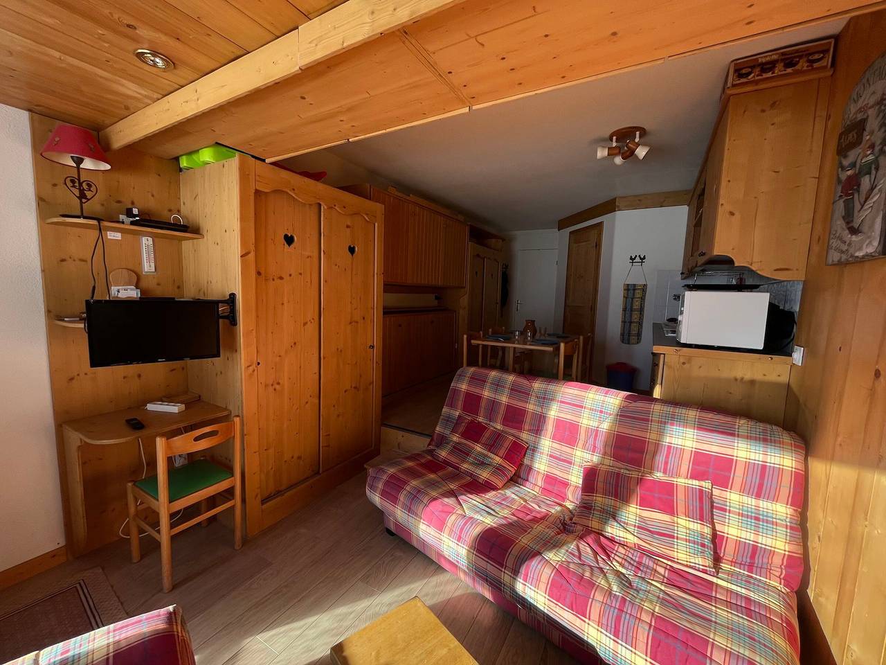Gehele studio, Cozy apartment in Avoriaz, village center, 4 people in Morzine, Les Portes du Soleil