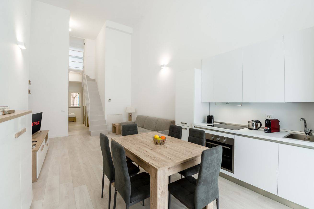 Ganze Wohnung, [Free Parking-1 Min Metro]Silenzioso Loft 2 camere in Mailand, Mailand Provinz