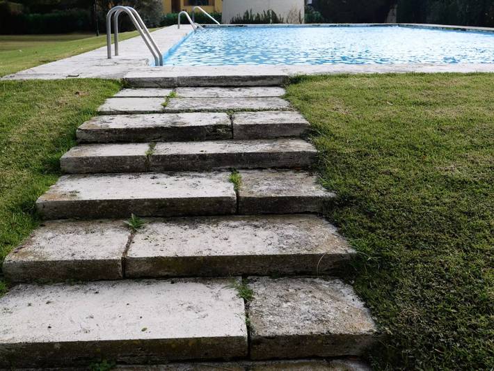 Apartamento para 4 personas, con Balcón además de Jardín y Piscina en Sant Feliu de Guíxols