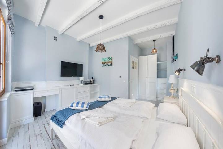 Apartament wakacyjny dla 2 osób, z Taras i Ogród oraz Widok w Jurata (Jastarnia)