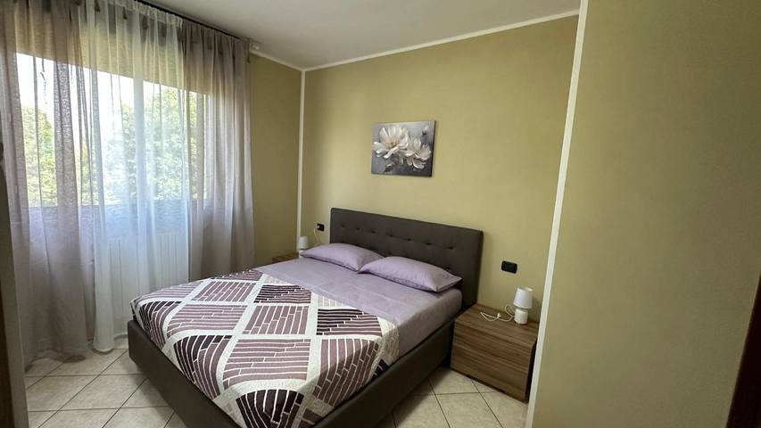 Entire apartment, Apartment 'Ely' with Private Terrace, Wi-Fi and Air Conditioning in Pioltello, Milan Province