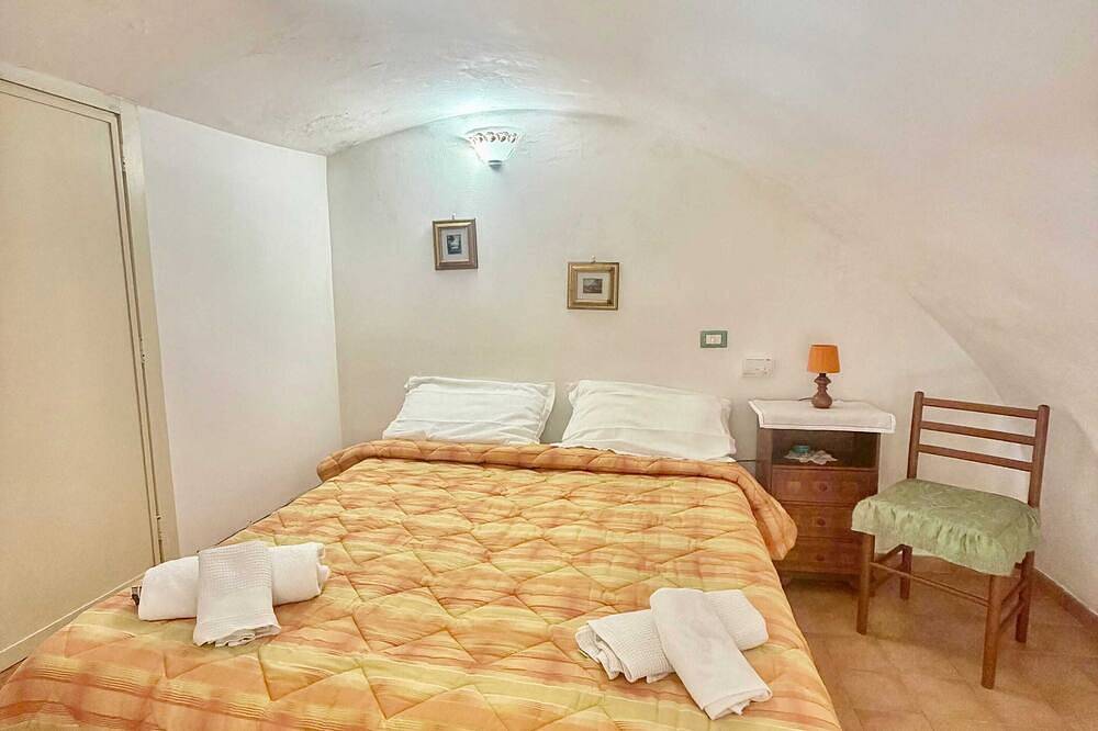 Hus för 3 Personer med trädgård in Minori, Amalfikusten