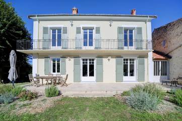 Cottage pour 8 personnes, avec jardin et vue, animaux acceptés à Estoublon