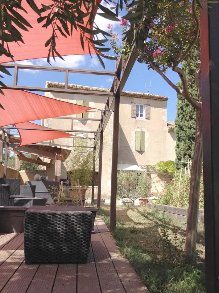 Apartamento de vacaciones para 6 personas, con jardín además de piscina y jacuzzi - 1
