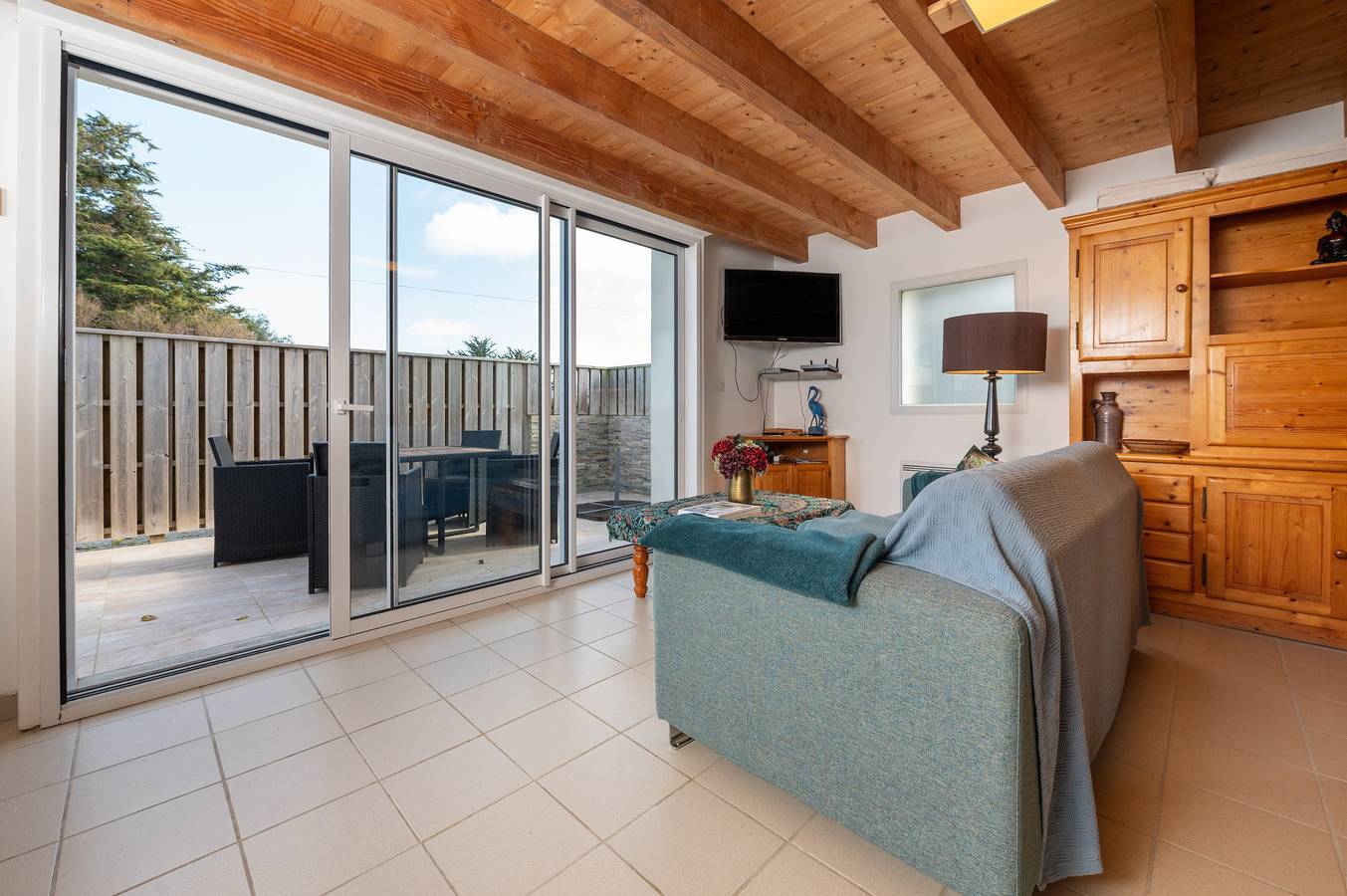 Maison de vacances « L'annexe » avec terrasse privée et Wi-Fi in Locmaria, Côte des Mégalithes