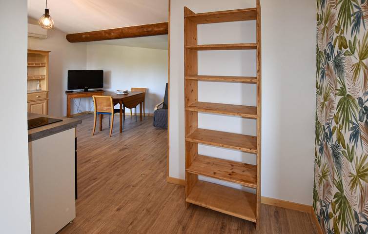 Apartamento con vistas a la montaña, garaje y jardín in Caromb, Parque natural regional del Mont Ventoux