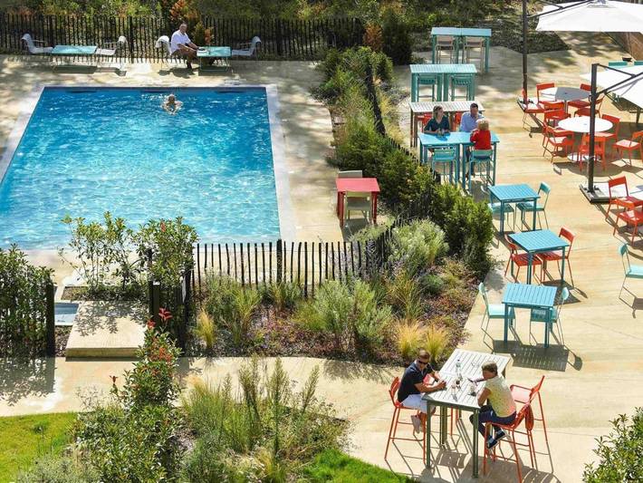 Hôtel pour 3 personnes, avec jardin et piscine