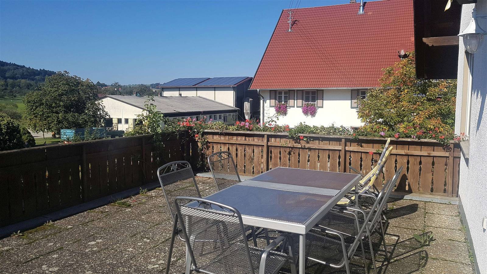 Apartamento entero, Apartamento vacacional 'Knechtskammer' con balcón de 30m², jardín comunitario y Wi-Fi in Wilhelmsdorf, Nördlicher Bodensee region