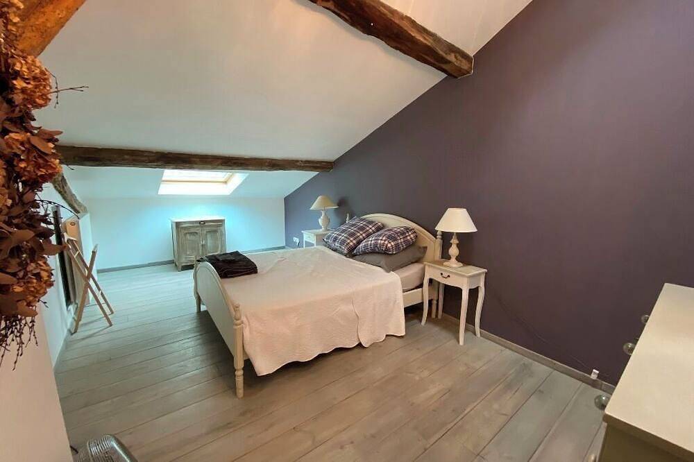 Luxury Dordogne Farmhouse - Private Swimmingpool, Parking, Views, Starlink in La Sauvetat-sur-Lède, Région de Villeneuve-sur-Lot