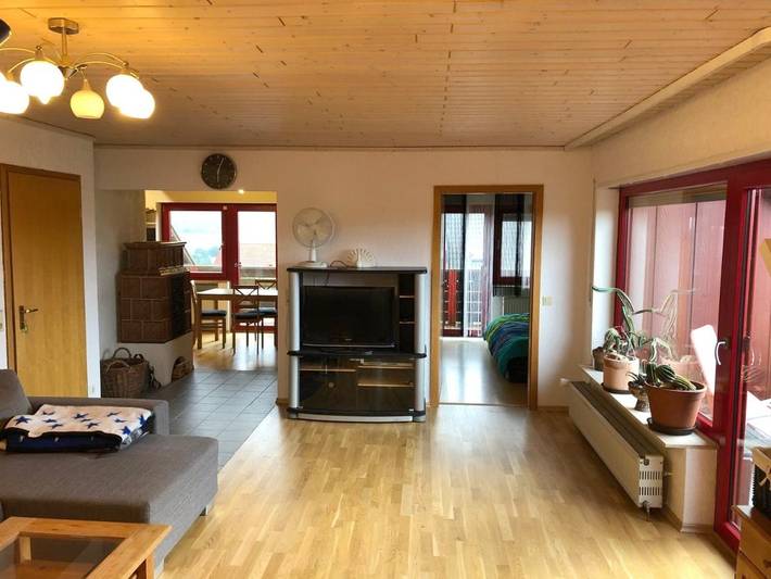 Ferienwohnung für 5 Personen, mit Balkon und Terrasse sowie Ausblick in Hünfeld