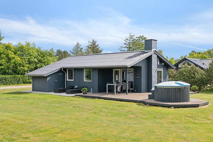 Villa for 4 personer, med balkon/terrasse i Ulfborg