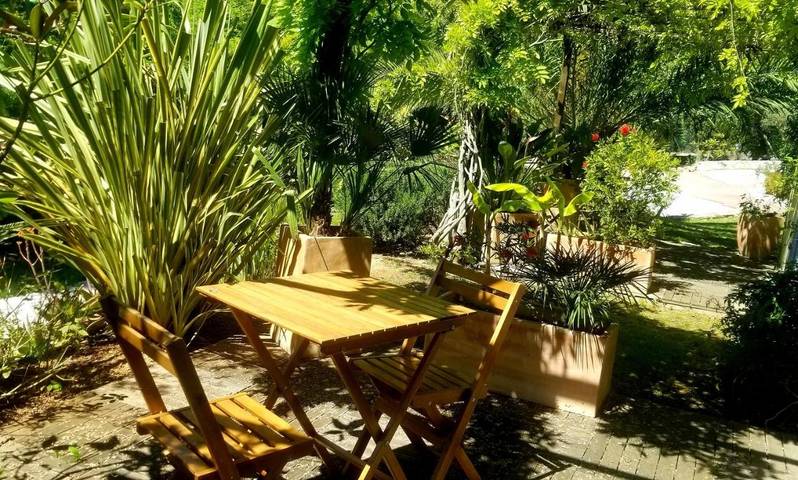 Chambre d’hôte pour 2 personnes, avec jardin et piscine à Six-Fours-les-Plages - 4