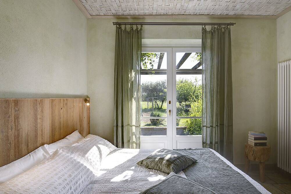 Ros_Room+@Olimagiofarm w/animals_25mpool_4km Fortedeimarmi beach_bikeonsite in Pietrasanta, Italian Riviera
