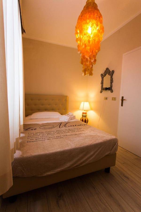 Double Room with Private Bathroom in Romeo 64-65, Cesenatico