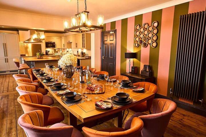 Holiday rental for 14 people, with balcony and garden in Lyndhurst