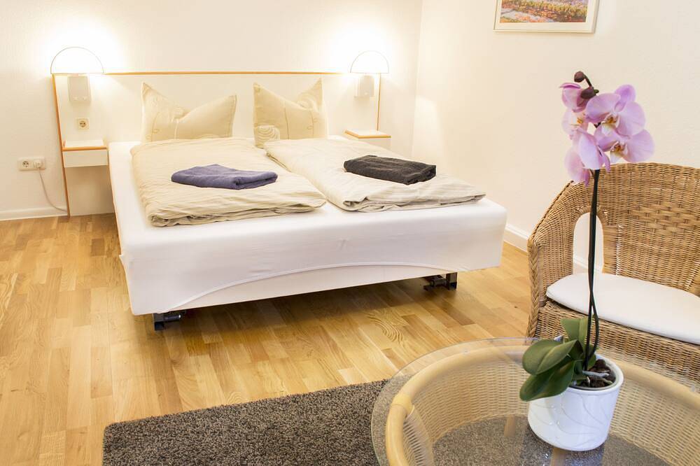 Apartamento entero, Two-room Whg in the center in Leipzig Mitte, Leipzig