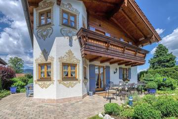 Ferienhaus für 8 Personen, mit Sauna und Ausblick sowie Garten in Schönau am Königssee