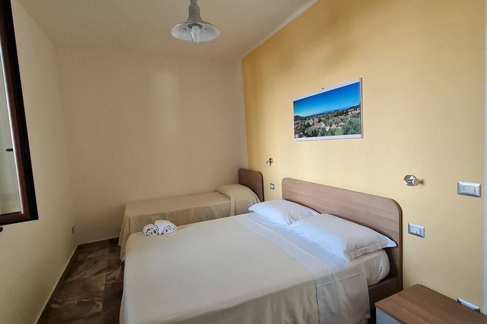 B&B Miramare in Ascea, cozy property 5 minutes from the sea in Ascea, Cilento