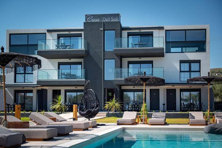 Ferienwohnung für 4 Personen, mit Ausblick und Garten sowie Pool, mit Haustier