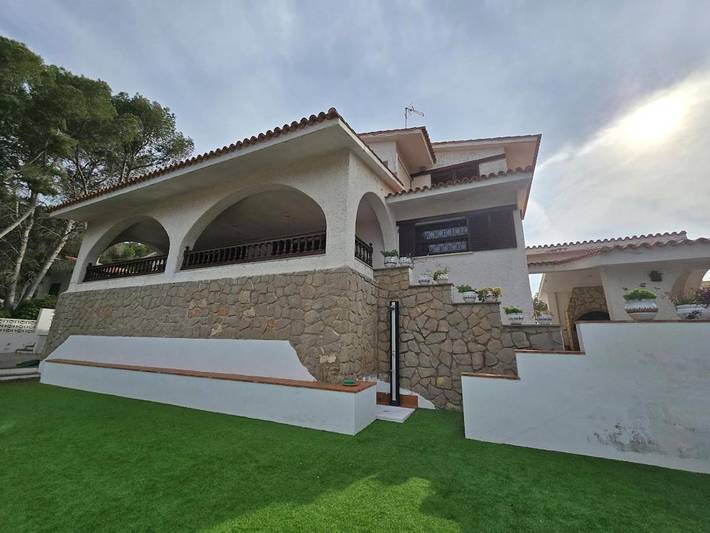 Chalet para 10 personas, con piscina además de vistas y jardín en Oropesa del Mar