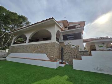 Villa für 10 Personen, mit Pool und Ausblick sowie Garten in Oropesa del Mar