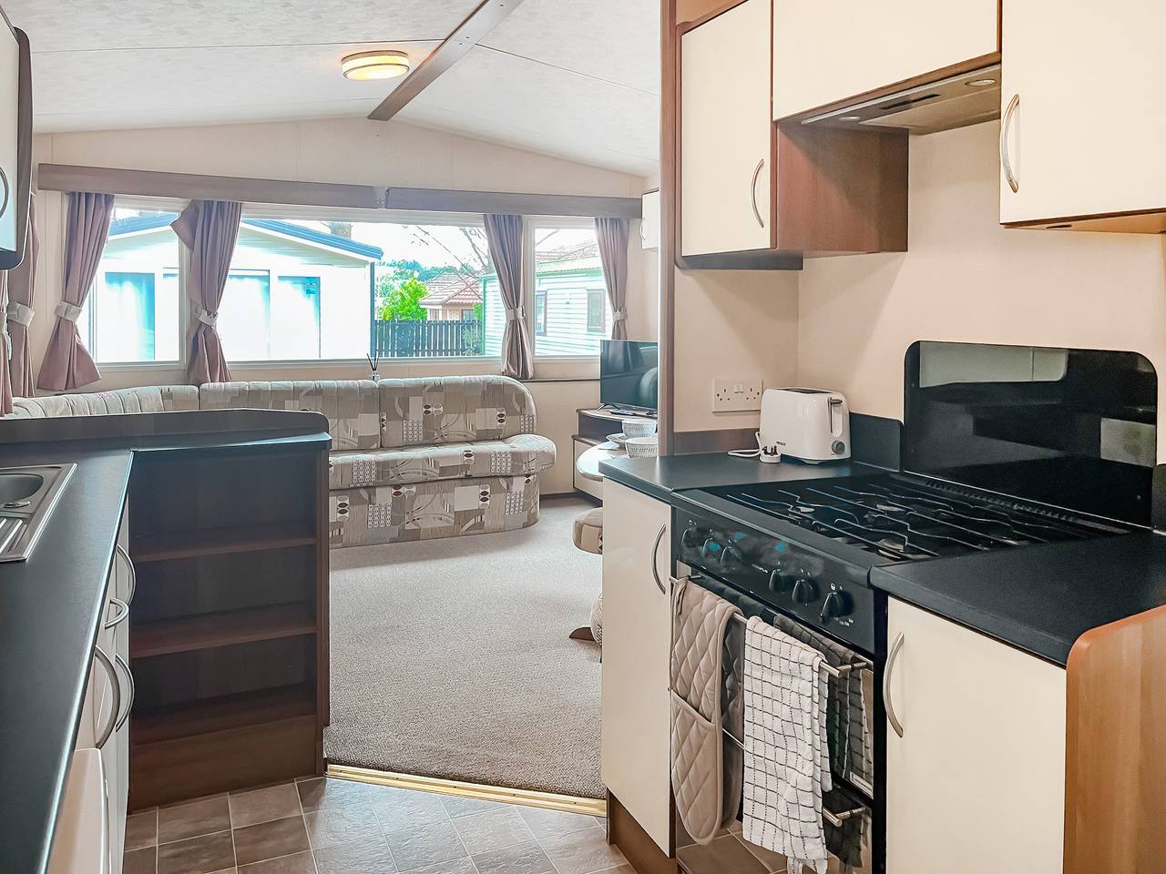 Platinum in Newton Stewart, Dumfries und Galloway
