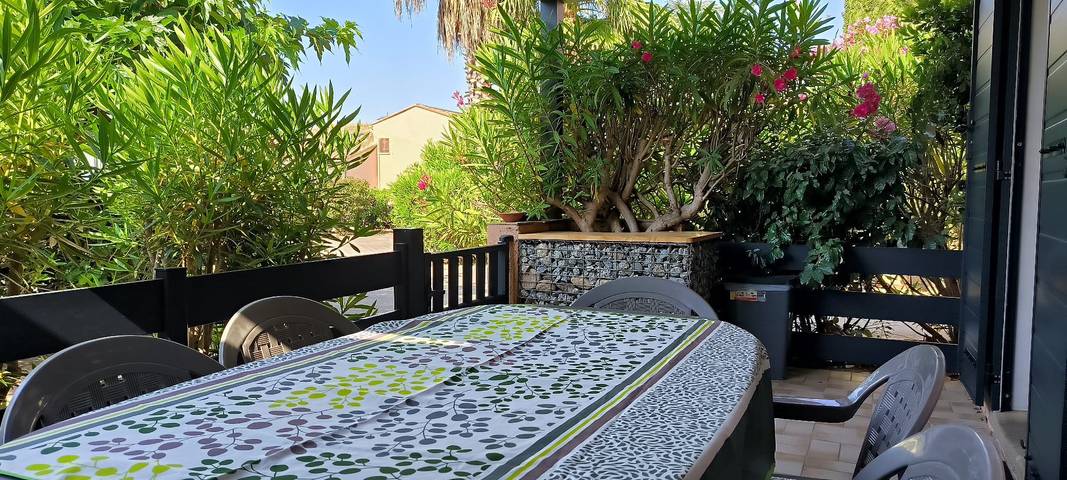 Location de vacances pour 6 personnes, avec terrasse, animaux acceptés à Saint-Cyprien - 2