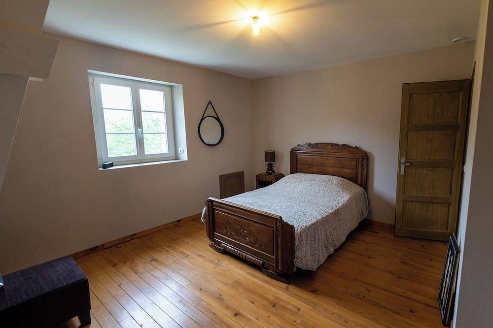 Maison familiale et spacieuse à 10 min de Bayeux et Omaha in Tour-en-Bessin, Région de Bayeux