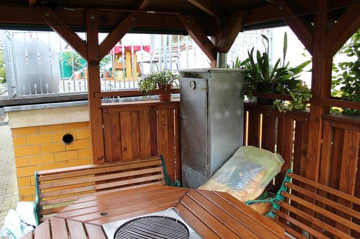 Bungalow für 2 Personen, mit Garten