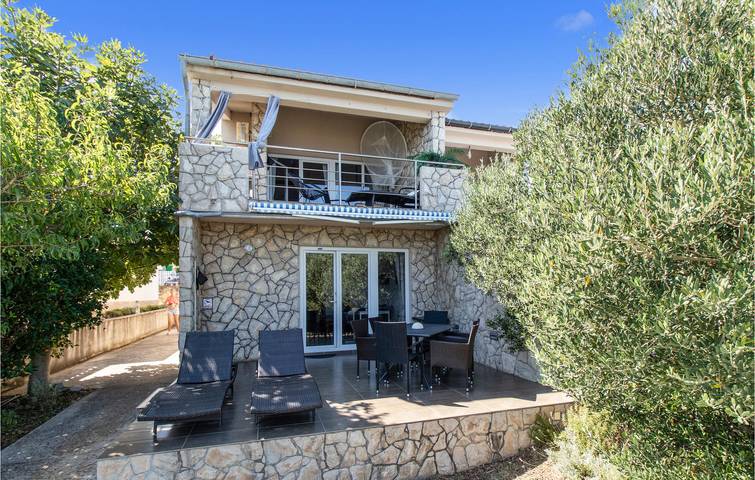 Ferienwohnung für 5 Personen, mit Terrasse, mit Haustier auf Pasman - 4