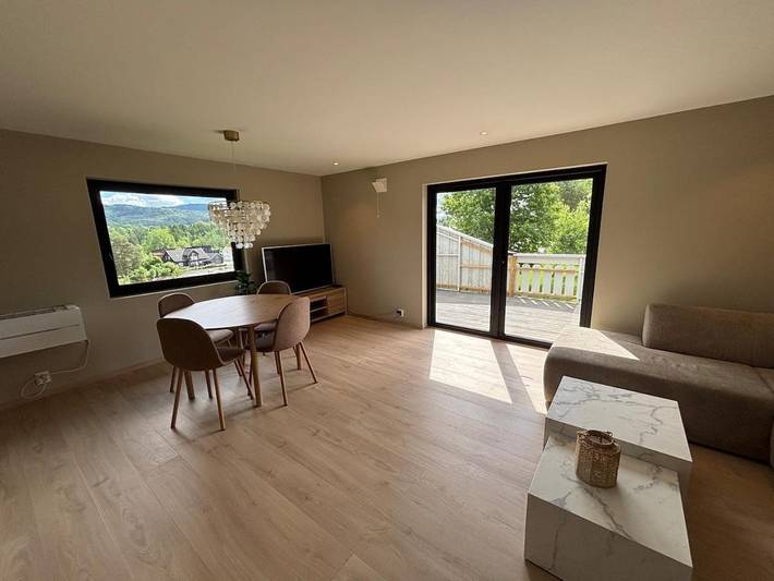Ferienhaus für 6 Personen, mit Ausblick und Terrasse - 1