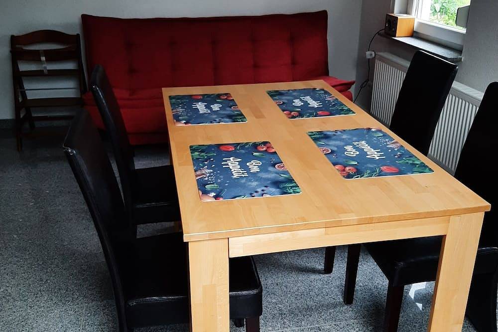 Ferienanlage mit bis zu 18 Übernachtungsmöglichkeiten in 6 Wohnungen zentral in Carolinensiel-Harlesiel, Wittmund
