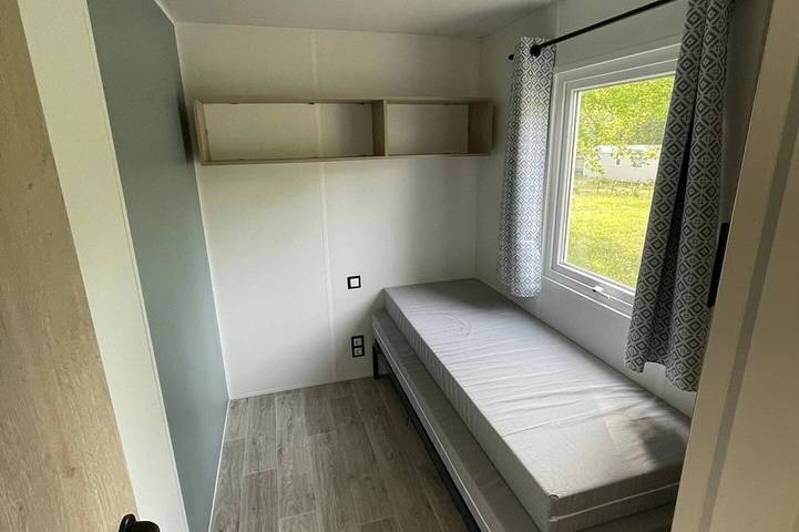 ZEcamping 4 étoiles animé piscine chauffée mobil-home Lv 37m2 in Sainte-Nathalène, Périgord Noir