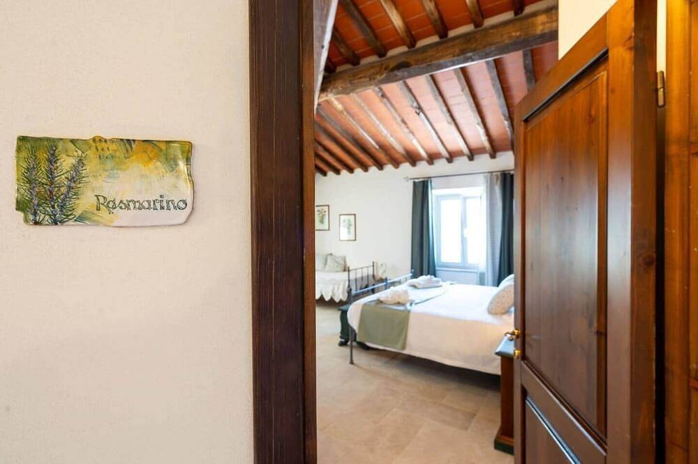 Poderino il Sole, Suite Rosmarino in Lajatico, Pisa Provinz