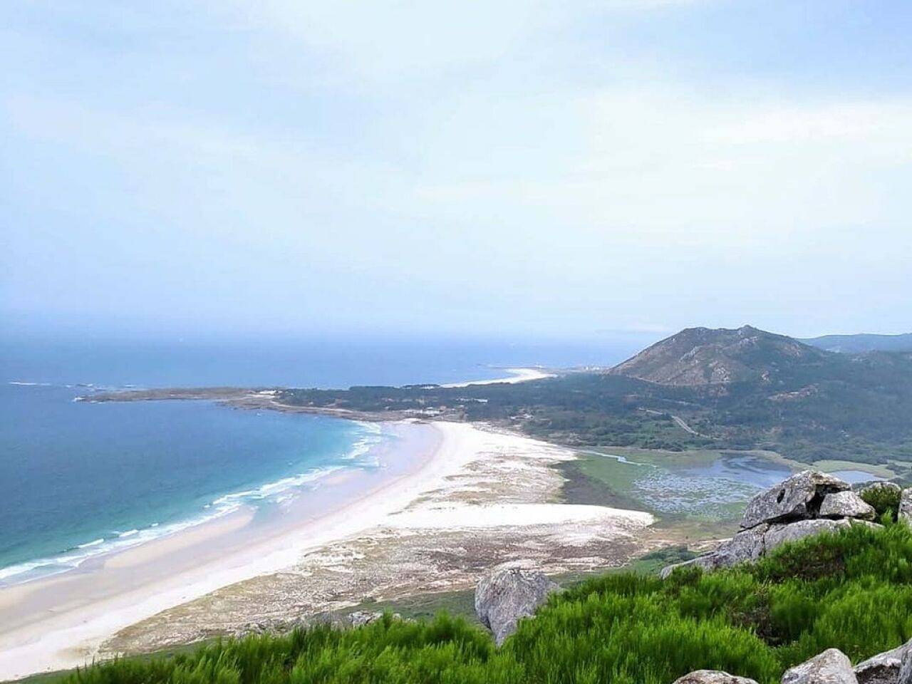 Appartement entier, Apartamentos de cinco plazas con jardin privado enfrente del mar in Muros (Galicia), Région de Muros