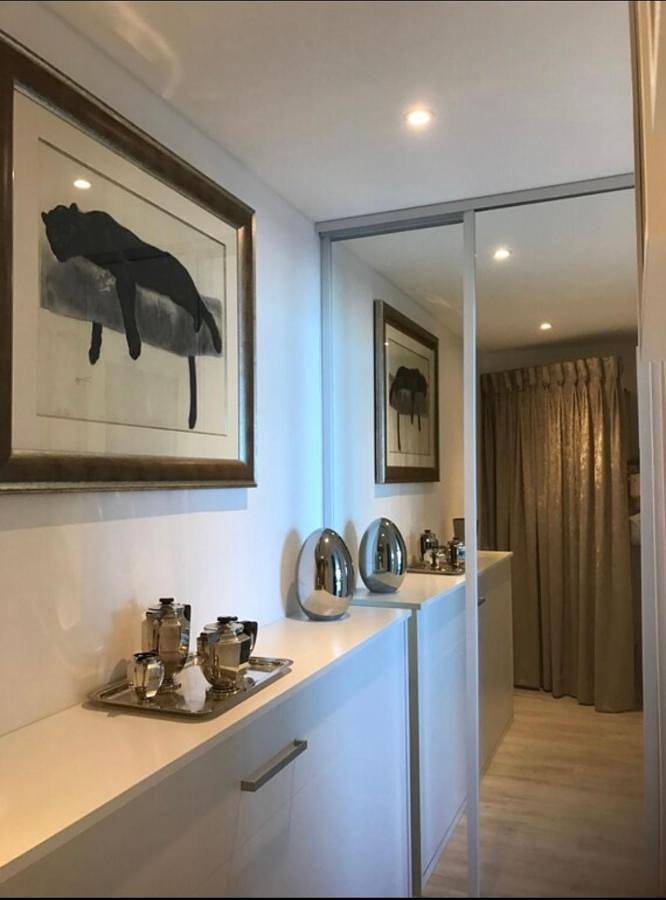 Gîte pour 2 personnes, avec vue et balcon dans Plage du Miramar - 4