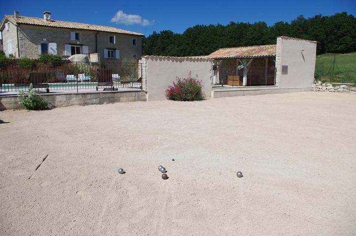Gîte pour 8 personnes, avec jardin ainsi que piscine et vue, animaux acceptés à Redortiers - 4