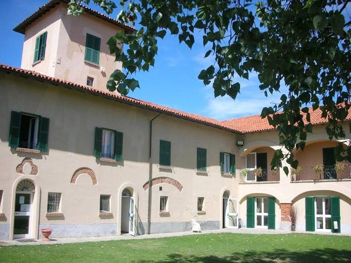 Location de vacances pour 3 personnes, avec jardin ainsi que piscine et terrasse à Novi Ligure - 2