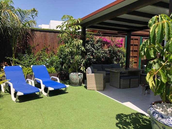 Chalet para 6 personas, con jardín y piscina para niños además de vistas y piscina en Maspalomas