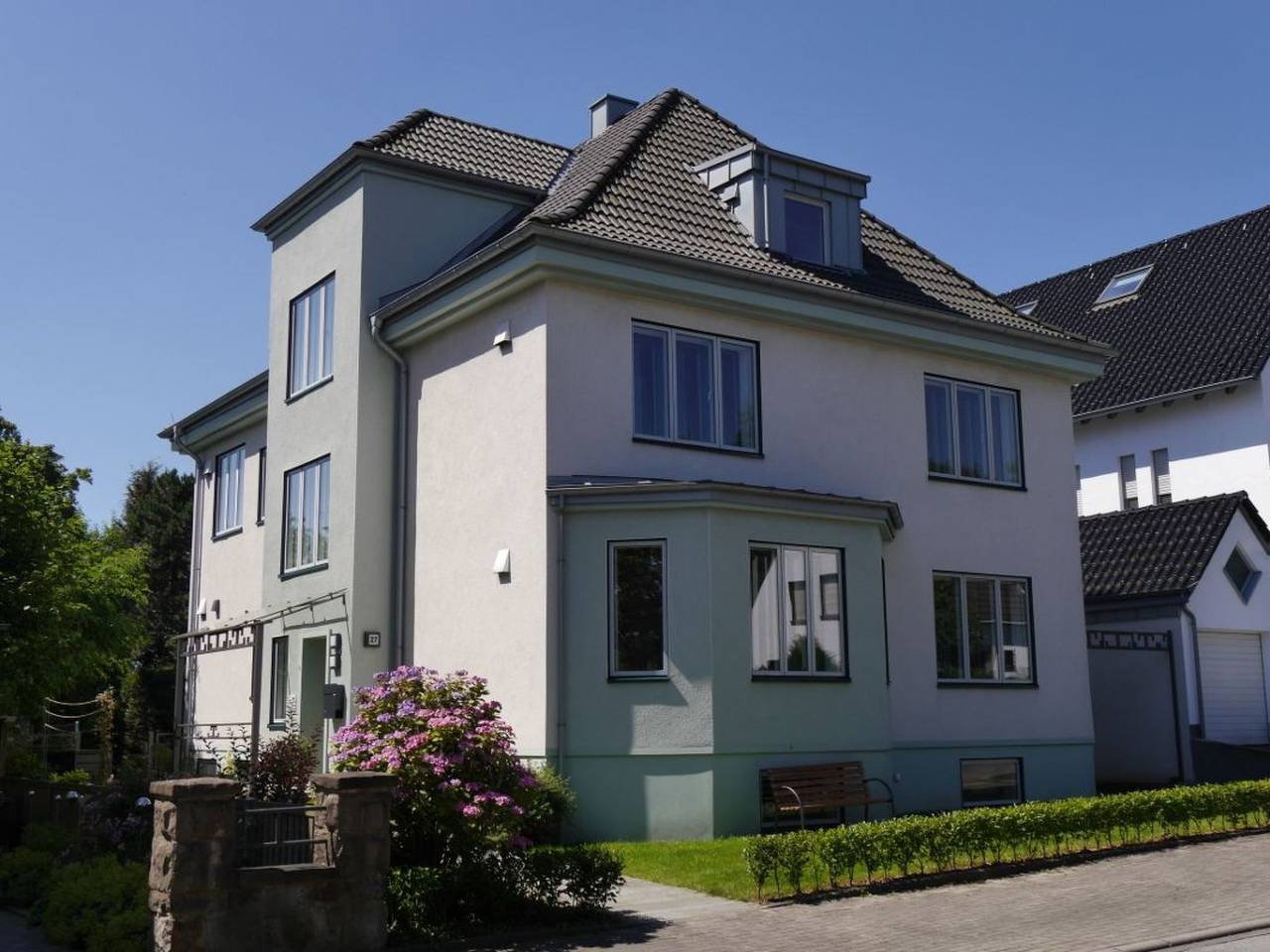 Ganze Wohnung, Gemütliche Ferienwohnung in Strand- und Restaurantnähe mit moderner Ausstattung in Recklinghausen, Kreis Recklinghausen