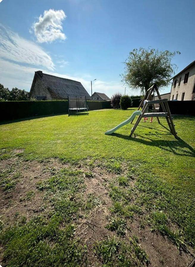 Location de vacances pour 10 personnes, avec terrasse, animaux acceptés à Bourg-Lastic - 4