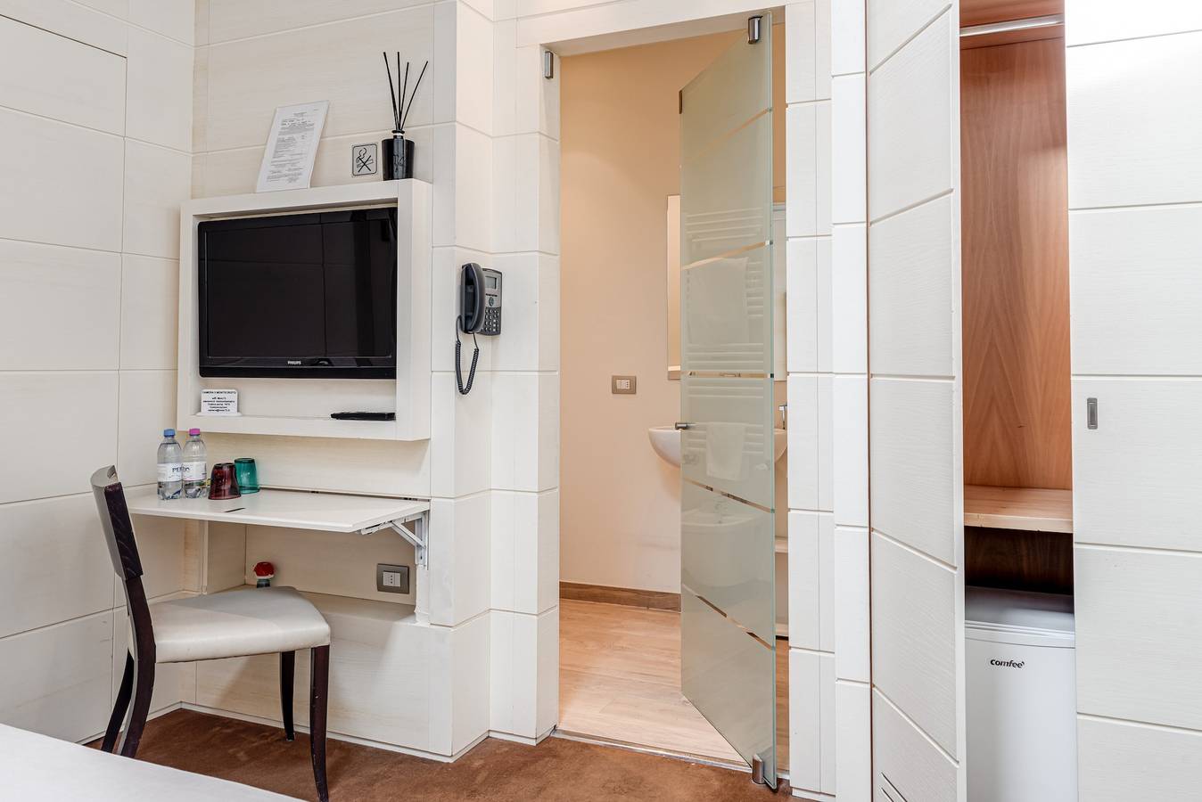 Habitación Molo 73 - Montescristo con desayuno y parking in Empoli, Provincia de Firenze