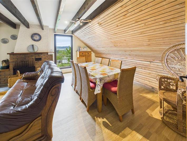 Location de vacances pour 8 personnes, avec jardin et balcon à Paliseul - 3