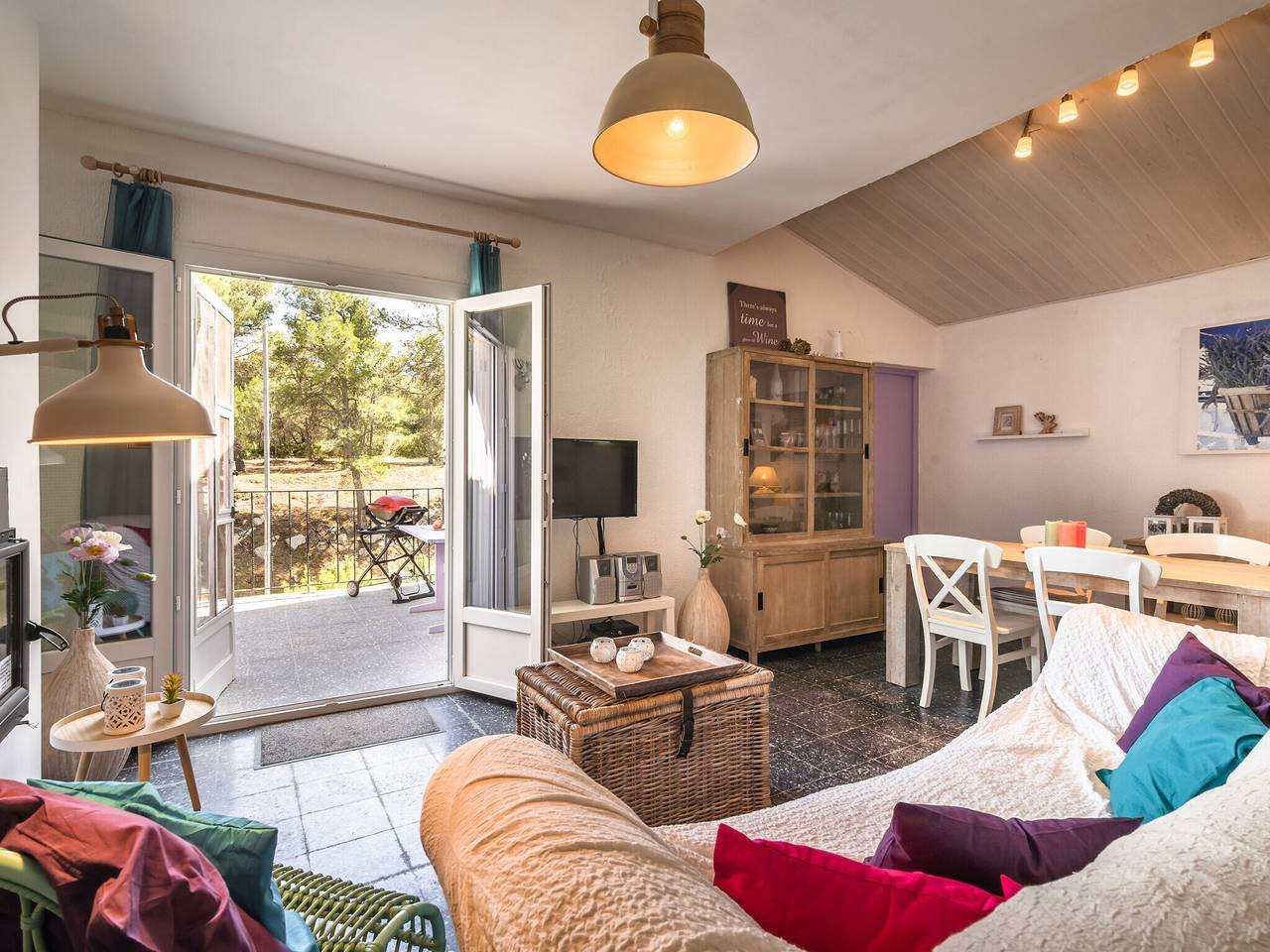 Villa in Pouzols mit privatem Pool in Pouzols-Minervois, Mittelmeerküste (Frankreich)