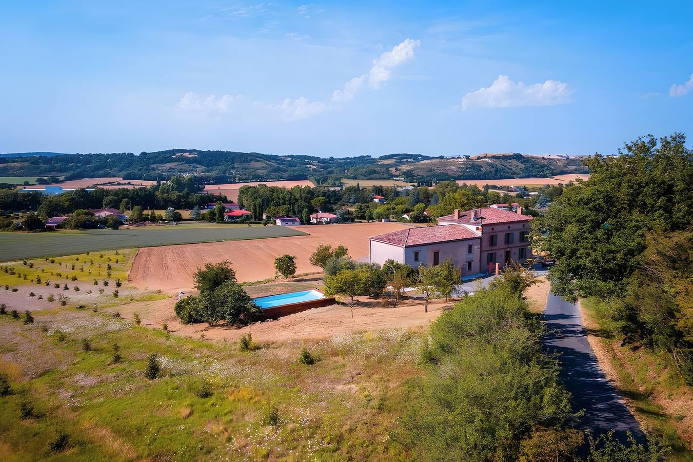 Casa Lounell: piscina, spa, sauna y sala de juegos en plena naturaleza in Graulhet, Región de Castres
