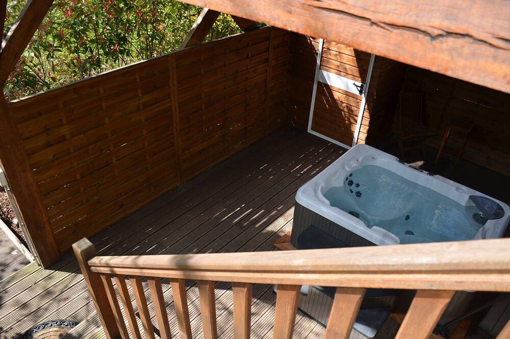 Charming cabin in brilliant Amboise with Ac in Amboise, Tours region
