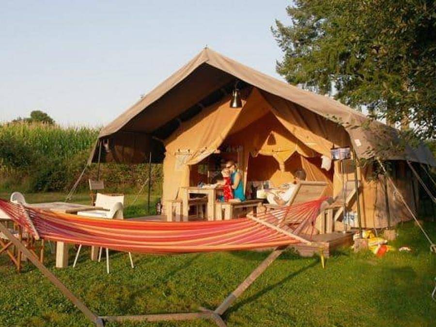 Camping Des Arcades - Tente en toile et en bois 5 personnes - Lodge Nature 35 m² in Saint-Pantaléon (Midi-Pyrénées), Lot