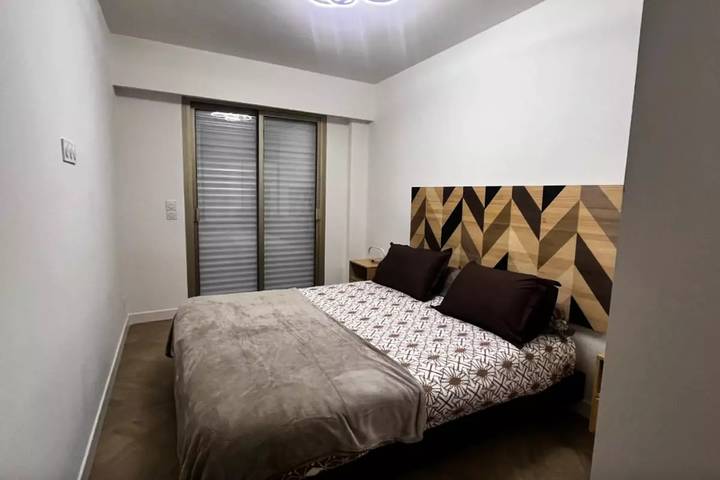 Gîte pour 4 personnes, avec balcon dans Plage de Juan-les-Pins