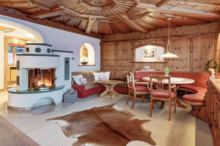 Ferienhaus für 6 Personen, mit Ausblick und Garten sowie Sauna, mit Haustier in Saalfelden am Steinernen Meer