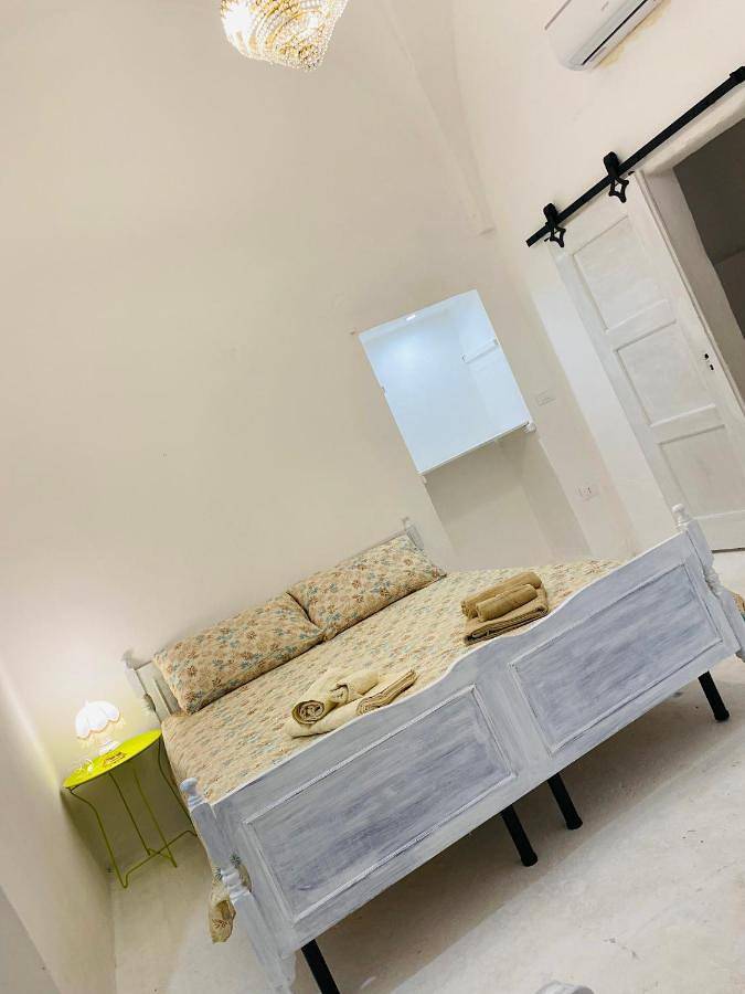 Double Room with Private Bathroom in Giuliano Di Lecce, Castrignano del Capo